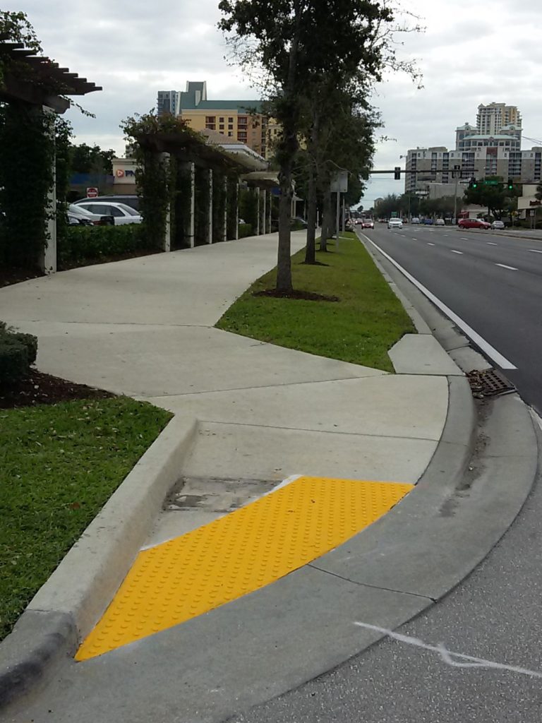 detectable warnings