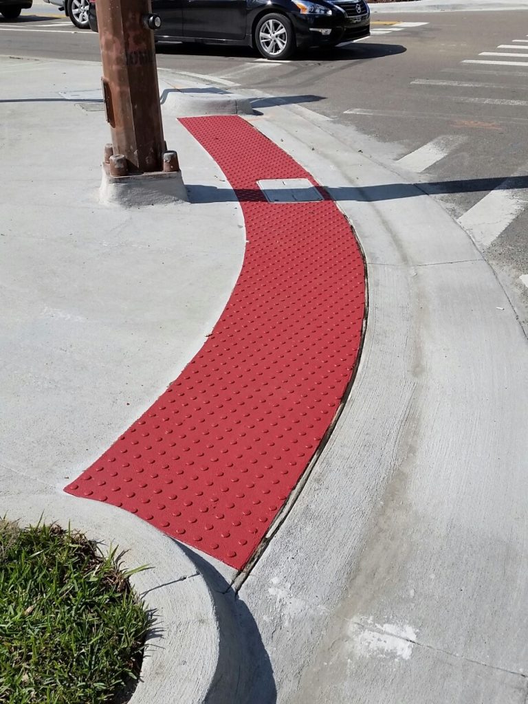 detectable warnings