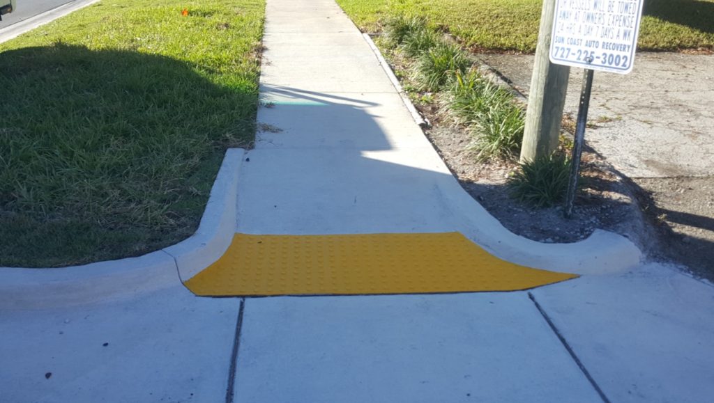 detectable warnings