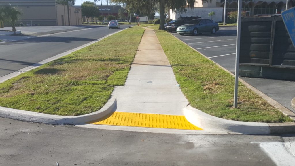 detectable warnings