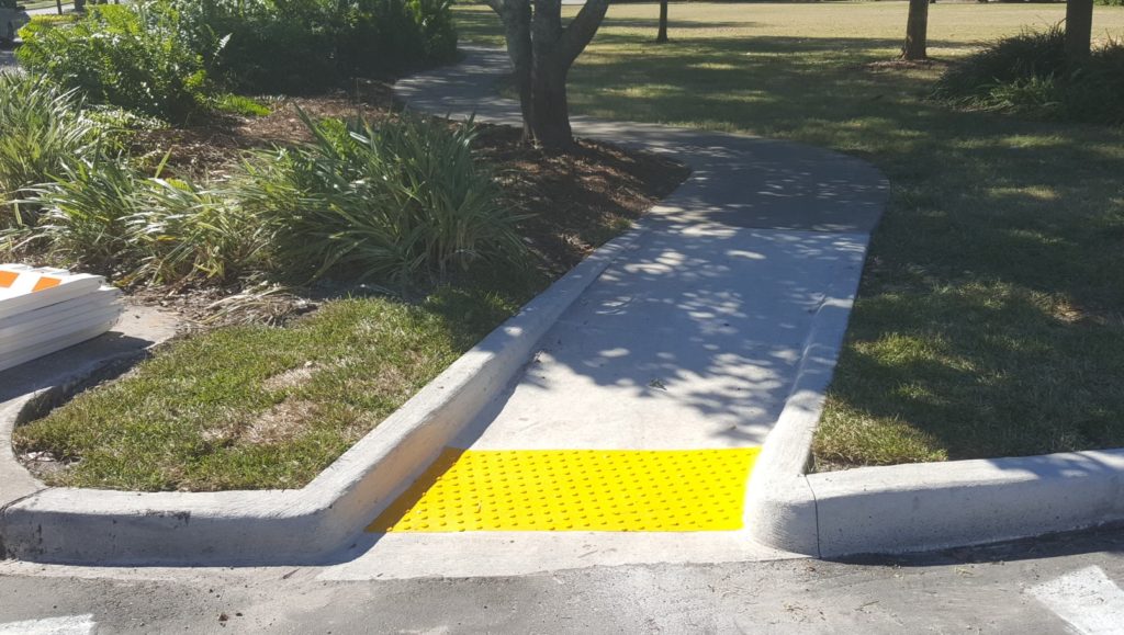 detectable warnings